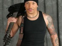 Микрофон Samson MTR201 в туре Тоши Иседа